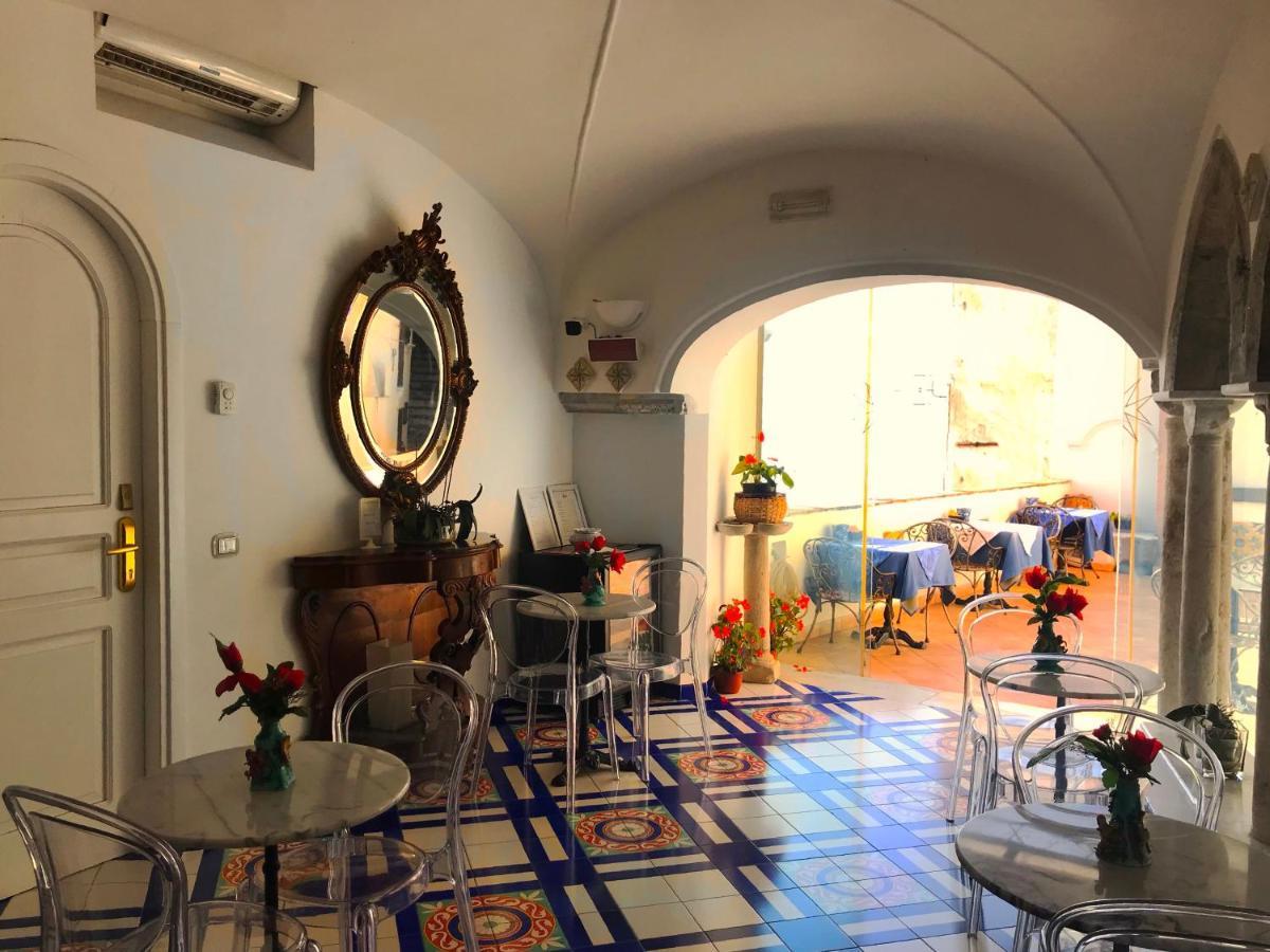 Hotel Croce Di
